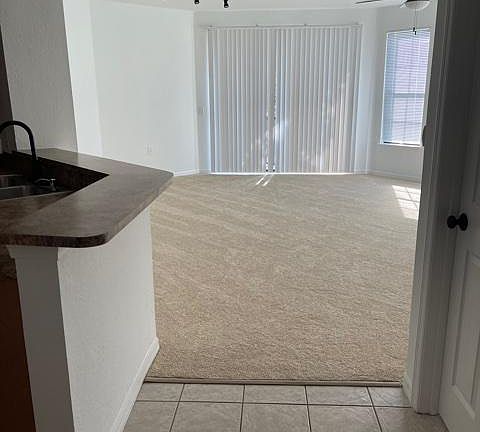 3rd image of 6157 Metrowest Blvd