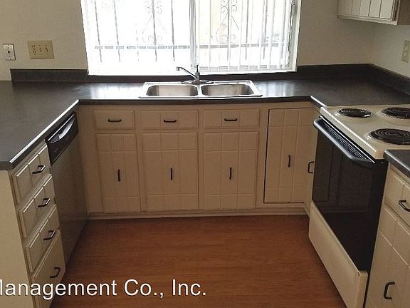 5th image of 4206 W Garden Dr