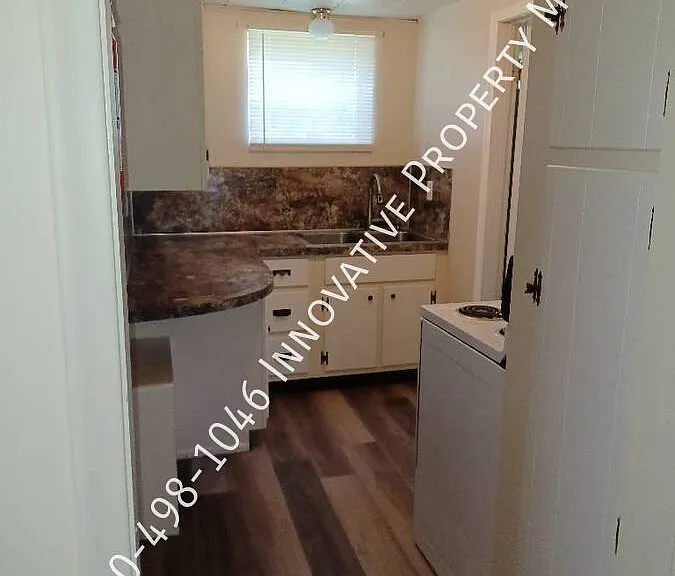 5181 1/2 N Elms Rd #1 — Photo 4
