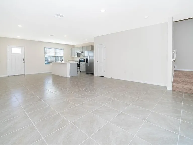 1815 Red Canyon Dr — Photo 12