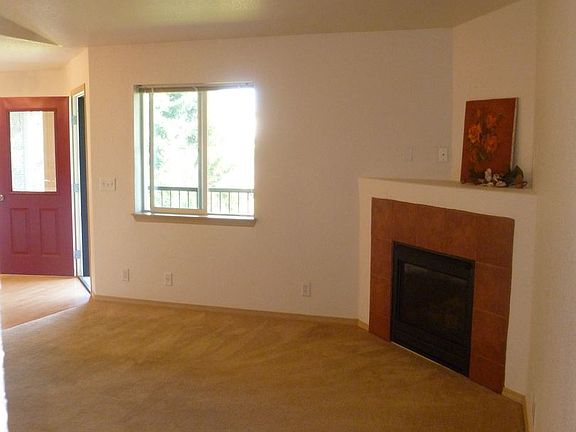 2nd image of 5515 NE 82nd Ave APT 53