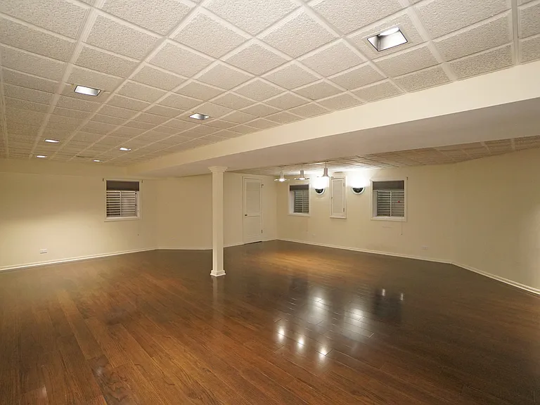 229 Willow Pkwy — Photo 23