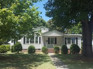 1118 E Park Dr, Gastonia, NC 28054
