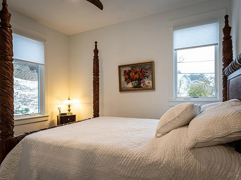 928 S Harbor Dr #B — Photo 5