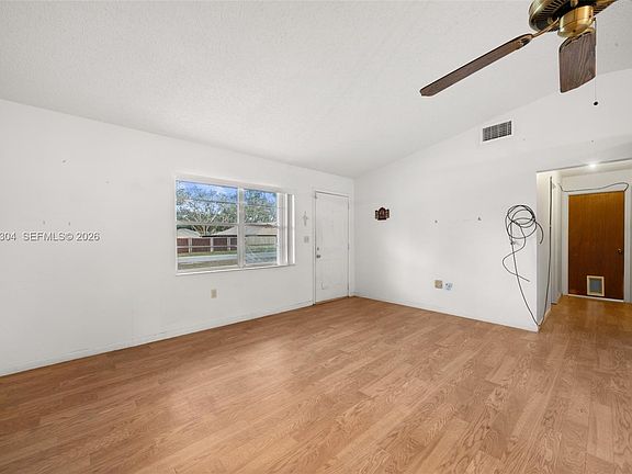 2nd image of 2067 N Terrapin Rd