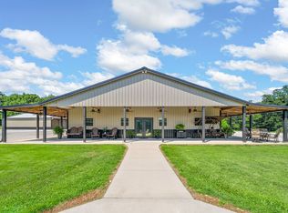 950 Choate Rd, Dickson, TN 37055