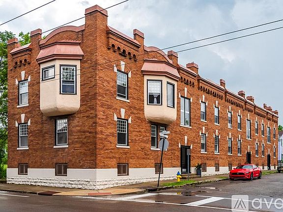 3rd image of 6 McClure St #A