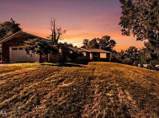 3701 Skyland Dr, Kingsport, TN 37664