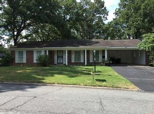 7503 Briarwood Dr, Little Rock, AR 72205