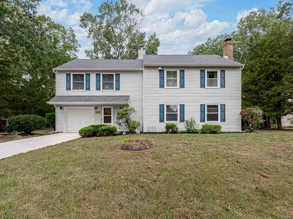 2003 Magnolia Ln, Mays Landing, NJ 08330