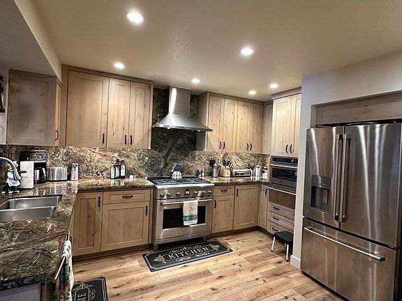 3rd image of 269 Short Rd