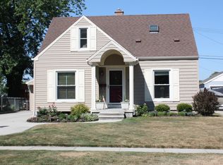 2909 Stone St, Port Huron, MI 48060