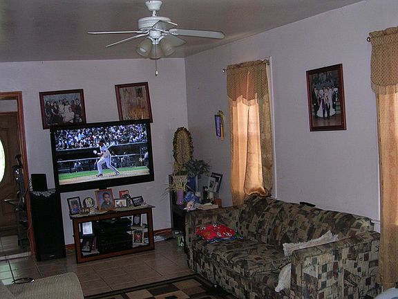 5th image of 814 S East Ave