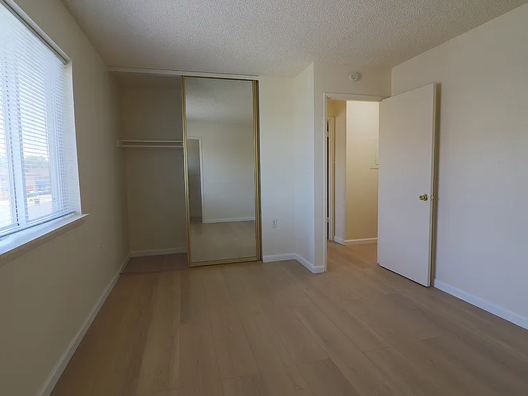 3635 Kindred Ave #D — Photo 15