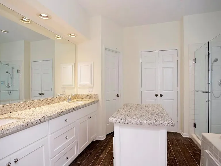 6902 Afton Woods Dr — Photo 14