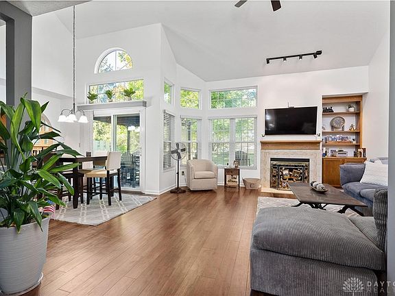 5th image of 1155 Nutmeg Ct