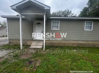 392 E Main St APT 5, Bells, TN 38006
