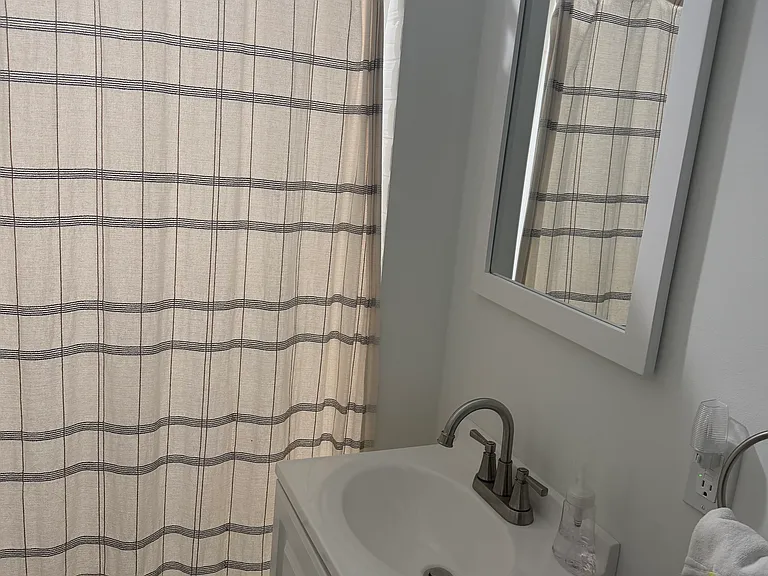 2510 Cascadilla St — Photo 37