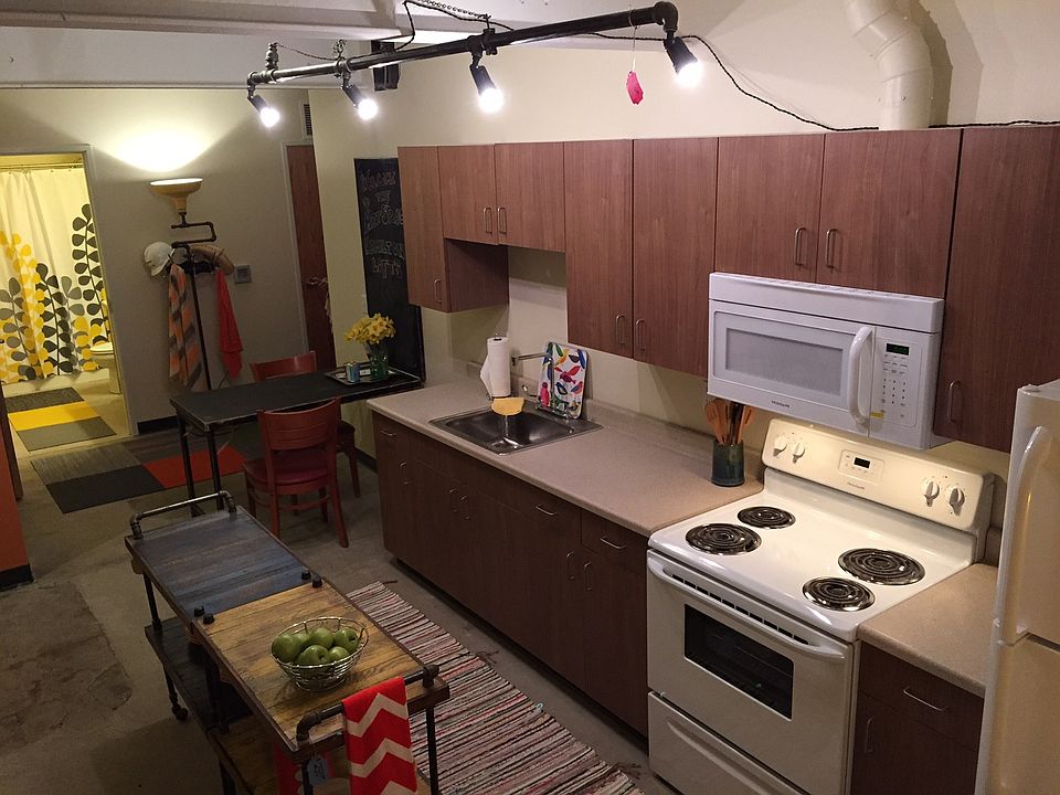 1st image of 222 High St Ste 220