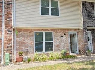 1831 Sherwood Forest St APT 28, Houston, TX 77043