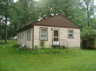 7662 N Mulberry Ln, New Carlisle, IN 46552