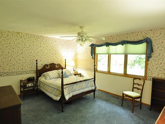 5th image of 6826 Redansa Dr