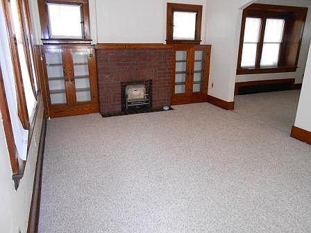3rd image of 524 Eastland Ave