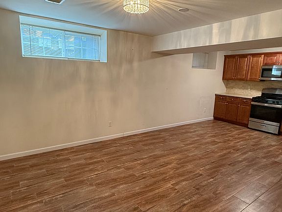 4th image of 415 Darlington Ave Floor Basement