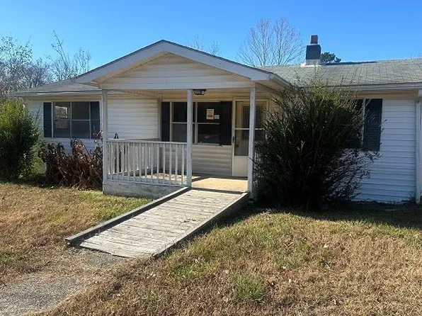 3071 Hackberry Rd, Sutherlin, VA 24594