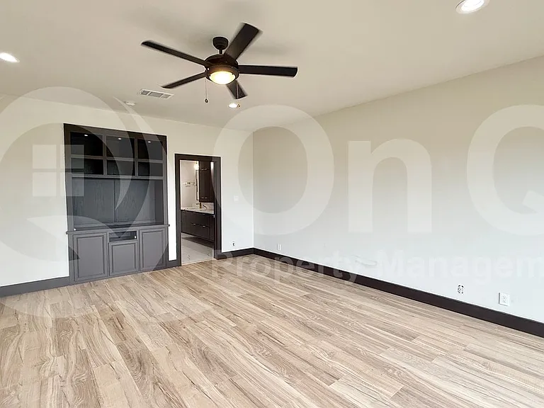 112 Paragon Ct — Photo 9