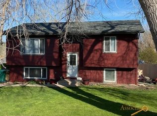 7200 Diann Dr, Black Hawk, SD 57718