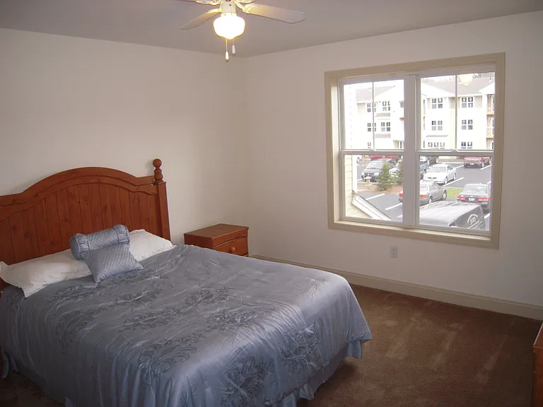 Stonybrook Apartments — Photo 5