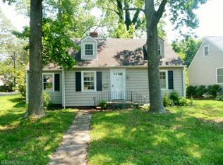 38 Woodfin Rd, Newport News, VA 23601