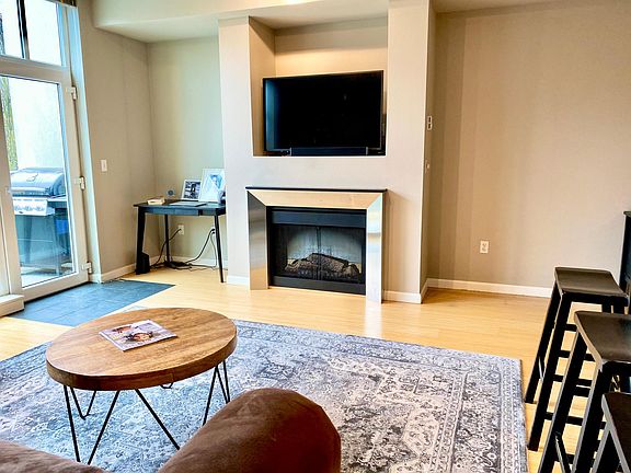 3rd image of 17 W Mercer St APT 205