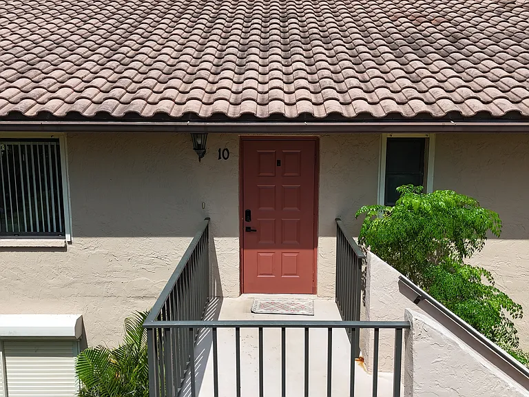 3207 Horse Carriage Way #10 — Photo 30