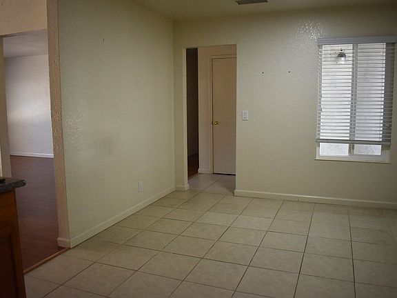 4th image of 141 Quincy Ct