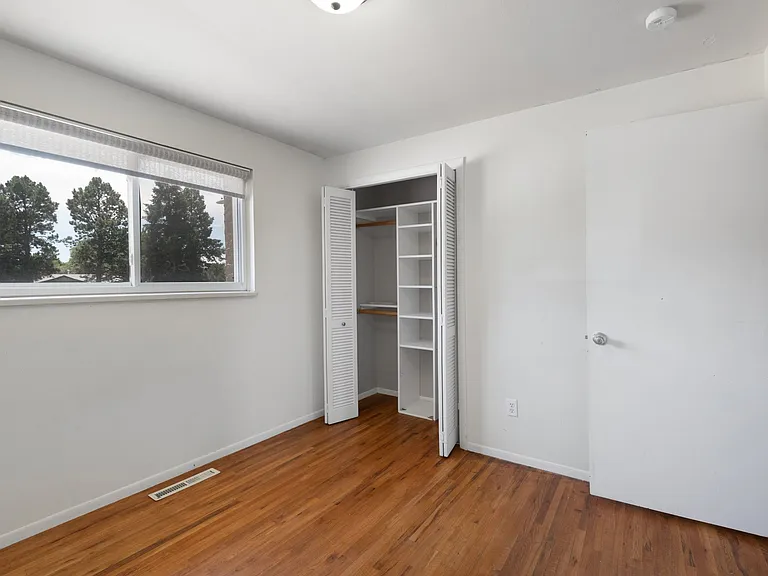 4110 Garrett Pl — Photo 5