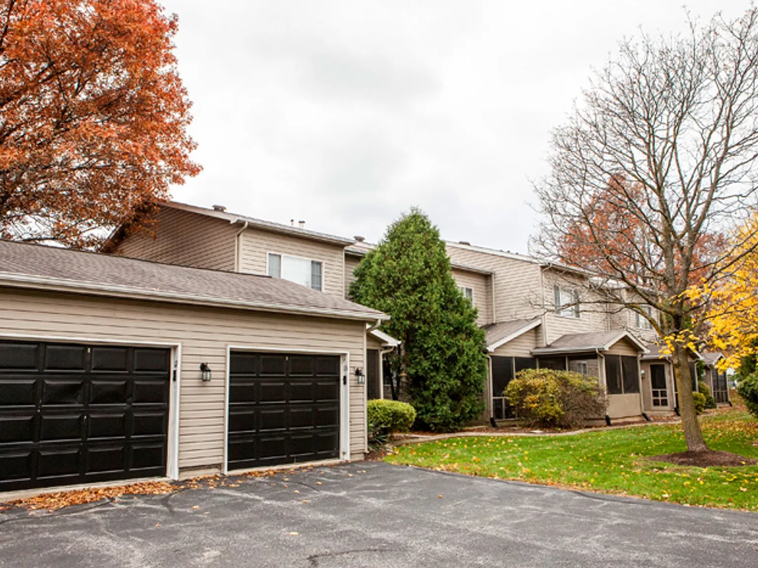 Eagle Landing Apartment Homes — Photo 3