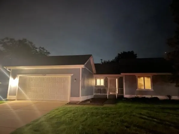 7260 Northfield Cir, Flushing, MI 48433