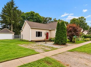 34790 Benton St, Memphis, MI 48041