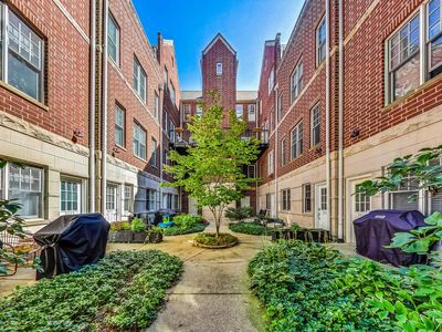 3947 N Hermitage Ave, Chicago, IL, 60613