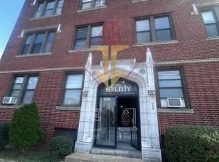 930 Avenue C APT 4D, Bayonne, NJ 07002