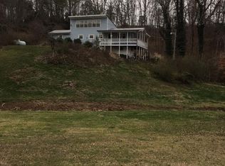 4141 Ridge Rd, Kingsport, TN 37660