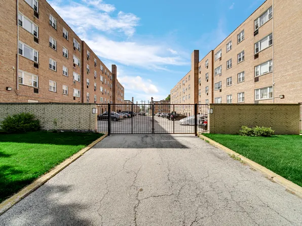6160 N Damen Ave APT 209, Chicago, IL 60659