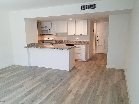 2nd image of 4727 E Lafayette Blvd Unit 121