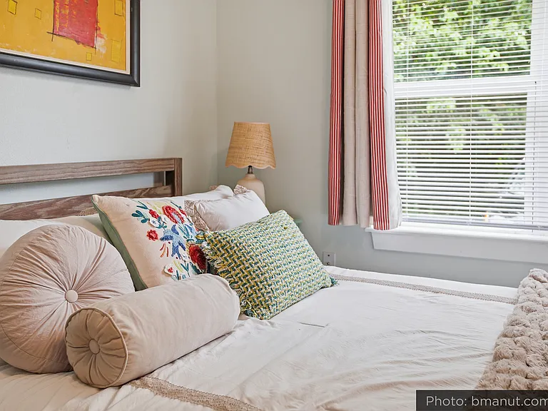 321 N Xenophon Ave — Photo 28
