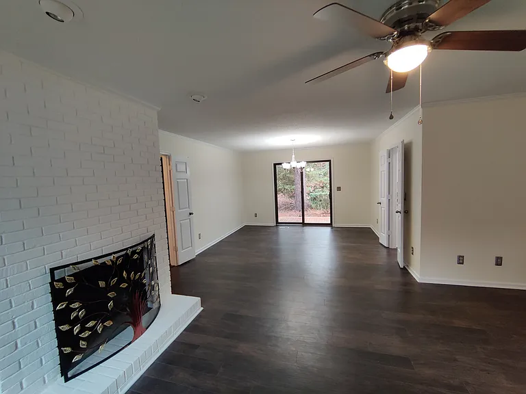 45 SW Lake Forest Dr — Photo 12