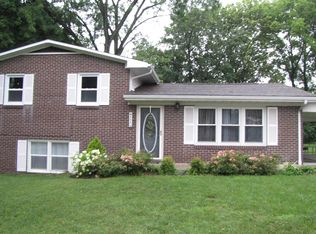 111 S Broadview Circle Dr, Princeton, IN 47670