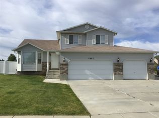 2687 W 2100 N, Clinton, UT 84015