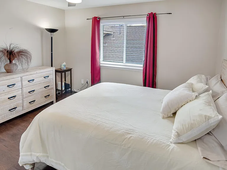 3506 Canfield St — Photo 4
